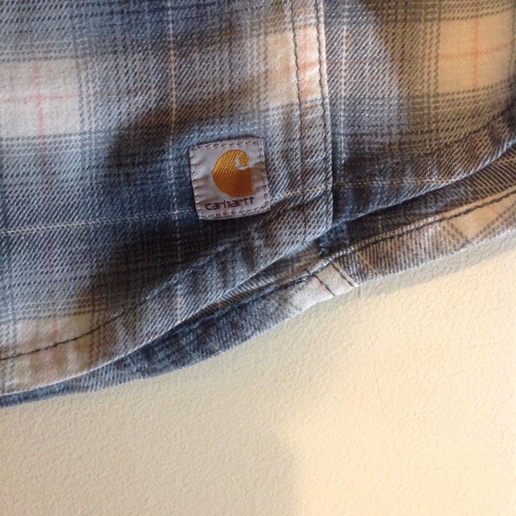 Carhartt flannel - Picture 2 of 3